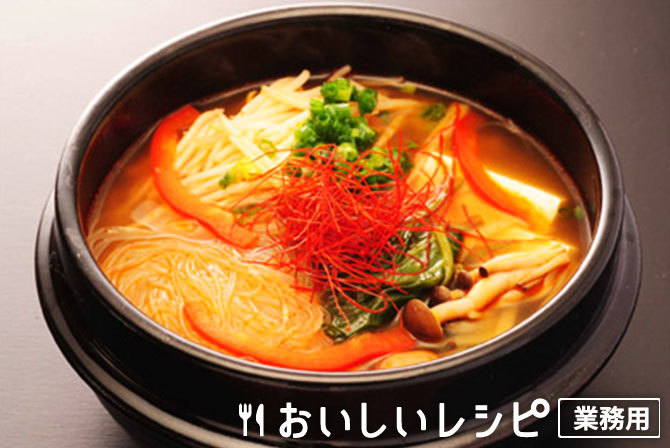/春雨と豆腐のピリ辛スープ鍋