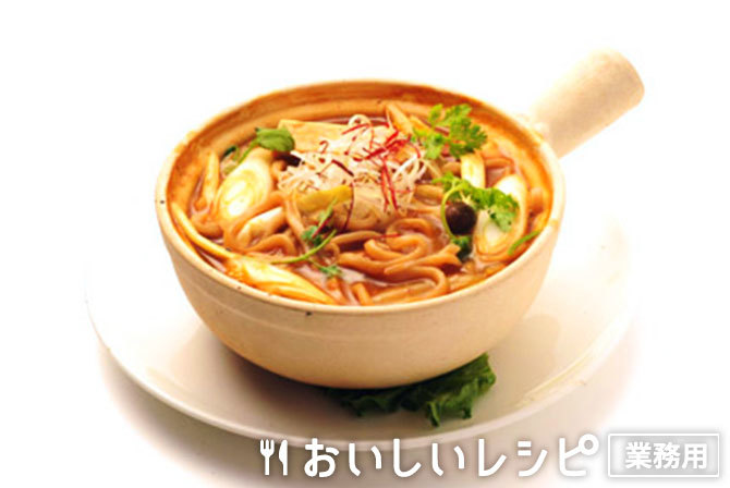 /ピリ辛煮込み土鍋麺