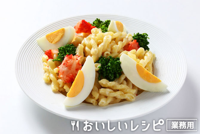 /卵とかにかまのマカロニサラダ