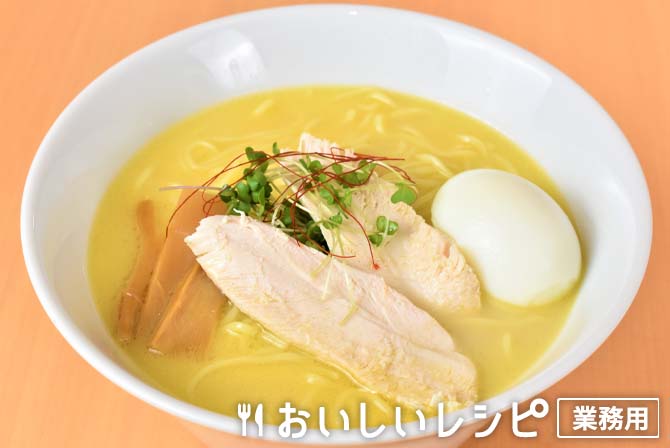 /濃厚とり白湯ラーメン