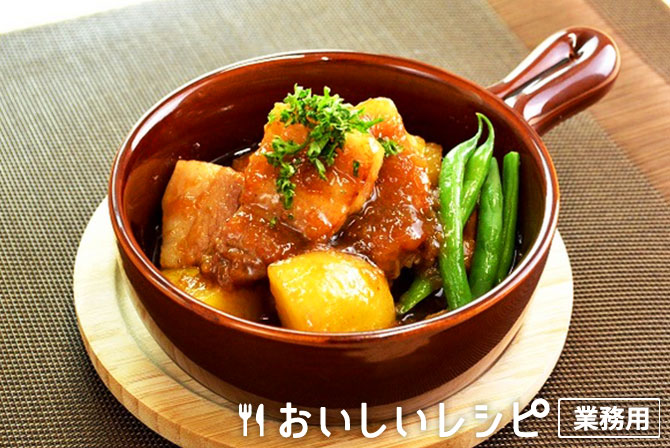 /豚ばら肉のオニオン煮込み